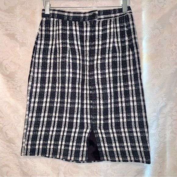 Classic Black and White Plaid Skirt size 6 - Picture 2 of 7